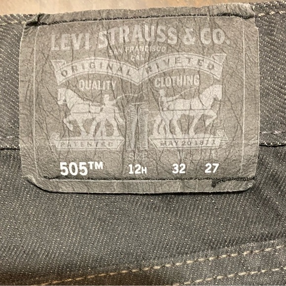 Levi's 505 Jeans, Teens Size 12 Husky 32X27 black - Picture 6 of 8